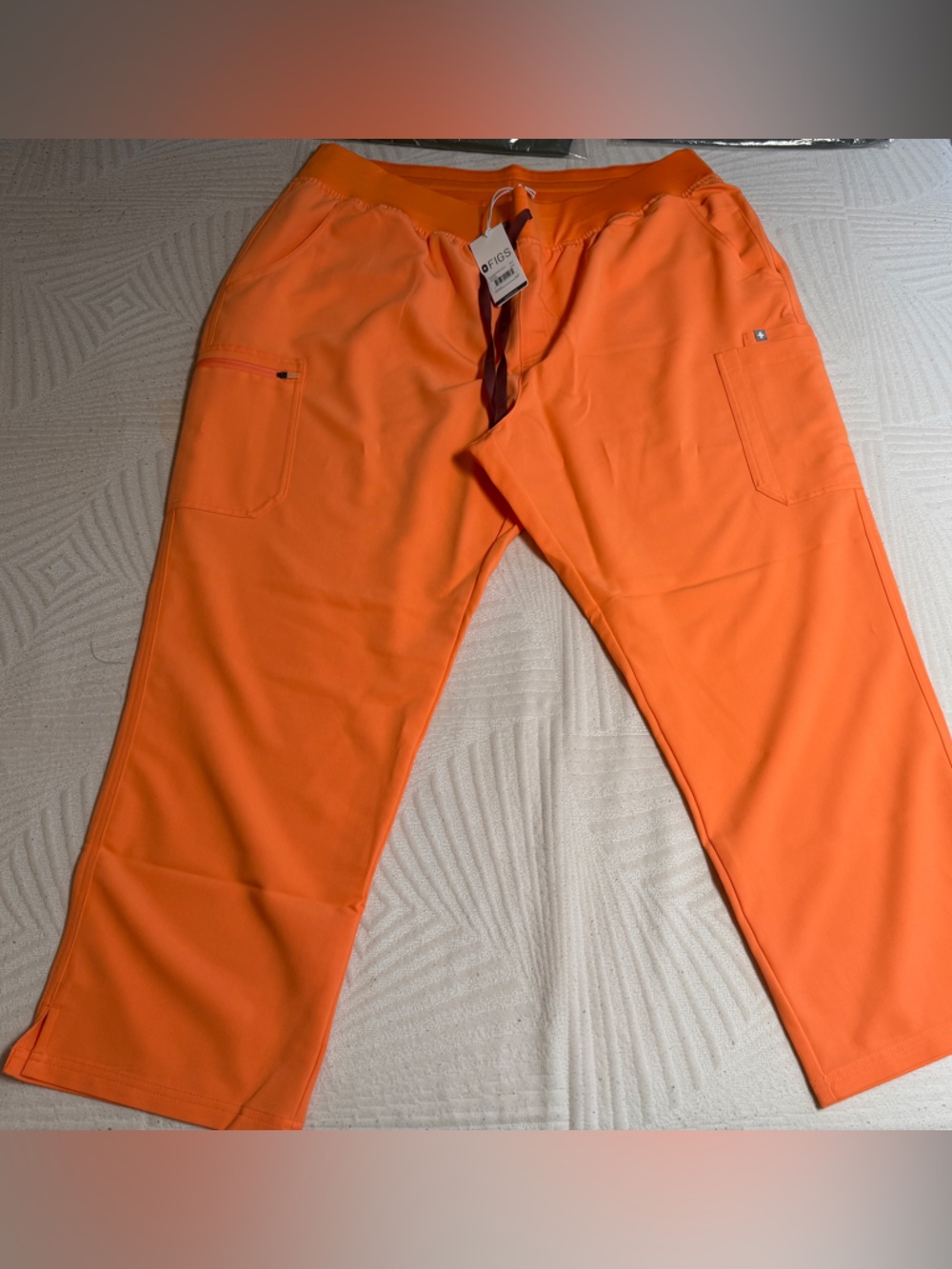 Figs Women’s Vibrant Orange Cargo Scrub Pants